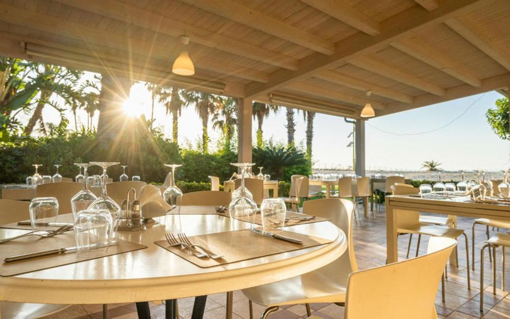Fruit Village Mortelle Le Dune Beach Resort Exterior foto